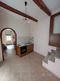 PRIVATO Vende appartamento su due livelli dì mq 60