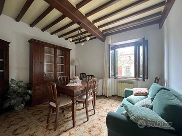 Appartamento di 121 m² con più di 5 locali a Sovic