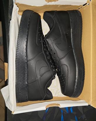 Nike Air Force 1 '07 Nere -  Nuove -  Taglia 43