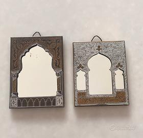 2 specchi ottone incisi