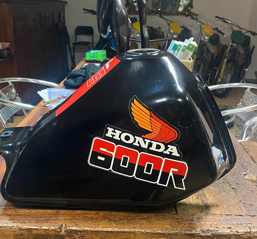 STATUZ Moto Ritaglio Sticker Gas Serbatoio Emblema Decalcomanie Ombra Logo Adesivi per Honda
