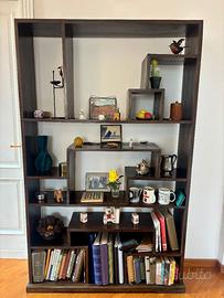 Libreria indonesiana a giorno in mogano