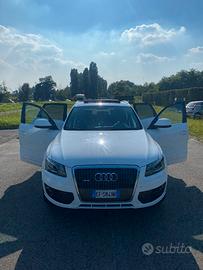 AUDI Q5 S-Line 2.0TDI. GERMANIA, FULL OPTIONAL