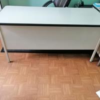 Scrivania, mobiletto, mobile e carrello