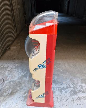 Distributore di palline 