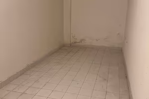 Cantina di 10 mq in zona residenziale