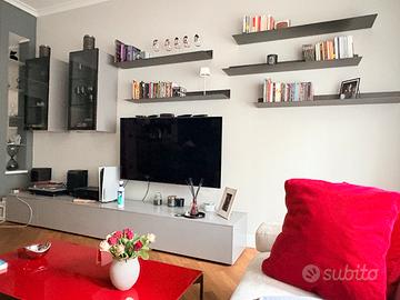 Parate soggiorno con vetrine