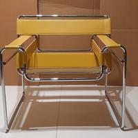 KNOLL Studio WASSILY B3 in cuoio giallo zafferano