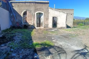Casa indipendente di 85 m² con 4 locali a Riposto