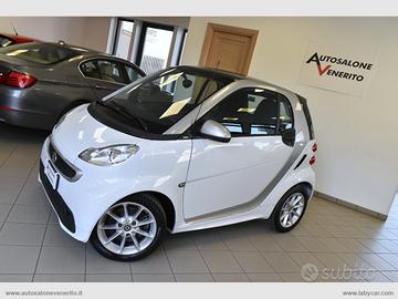 SMART fortwo 1000 52 kW MHD coupé passion