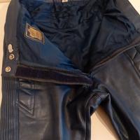 Pantaloni in pelle per moto 