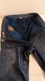 Pantaloni in pelle per moto 