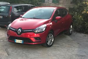 RENAULT Clio 4ª serie - 2017