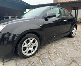 Alfa Romeo MiTo 1.6 JTDm 16V Distinctive Sport Pac