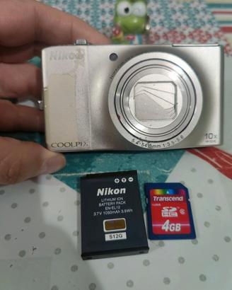 Fotocamera Nikon Coolpix S8000