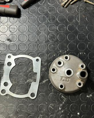 Testa basetta T30 Husqvarna sm 125