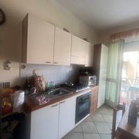 Cucina completa di elettrodomestici