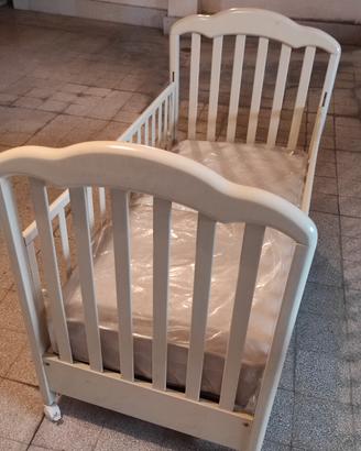 Lettino bambino neonato