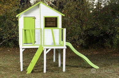 Casetta in legno per bambini con scivolo - Nuova