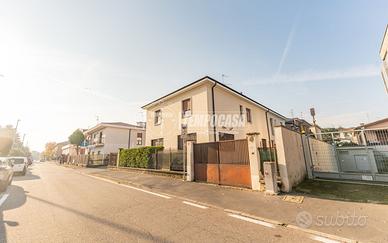 Villa, Via Calatafimi 2 - Settimo Milanese