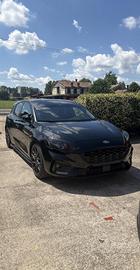 Ford Focus St line