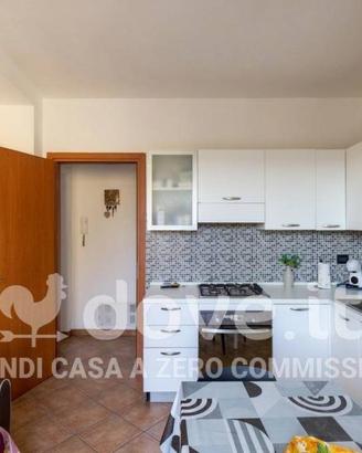 Appartamento di 60 m² con 2 locali e box auto a Su