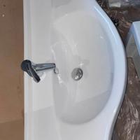 mobile bagno sospeso 