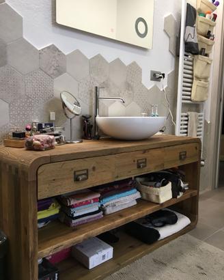 bagno in legno vecchio bordo arrotondato 3 cassett