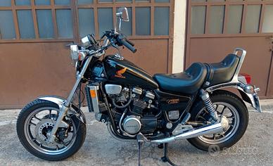Honda VF 750 magna VF750