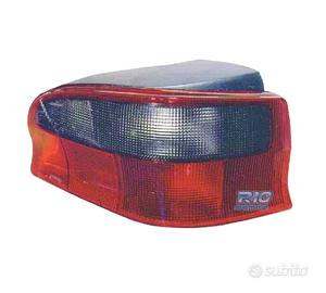 FANALE DESTRO CITROEN SAXO 96-99
