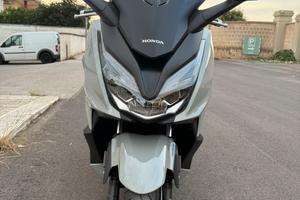 HONDA FORZA 350
