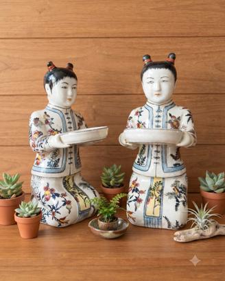 Coppia di statue in ceramica orientali / servitori