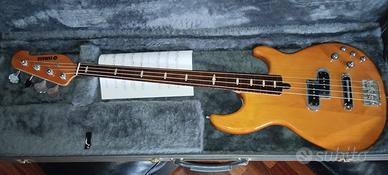 Yamaha BB 614 fretless attivo con custodia yamaha.