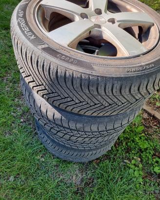 cerchi in lega con gomme termiche 