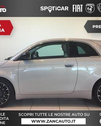 FIAT 500 Hybrid Hybrid Icon PACK STYLE