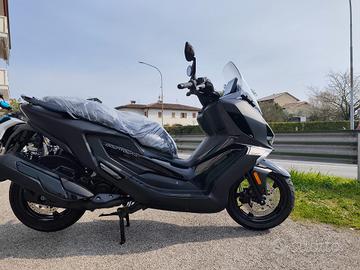 Kymco Downtown 350i