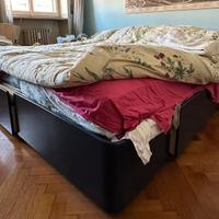 Letto contenitore matrimoniale design laccata blu