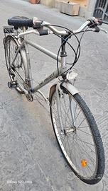 bicicletta da passaggio 