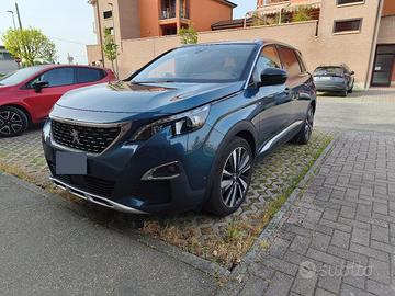 Peugeot 5008 , 7 posti 