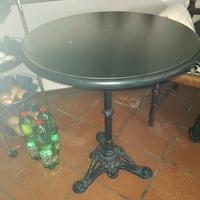 tavoli e sedie da bar