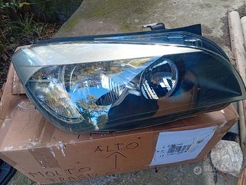 fari BMW X1 