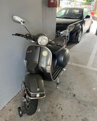 Vespa LML 151 4T – 2012 – Accessori inclusi