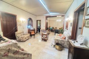 Casa sgnorile indipendente con garage