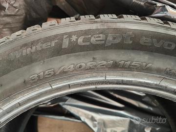 4 Gomme Invernali Hankook Icept quasi nuove