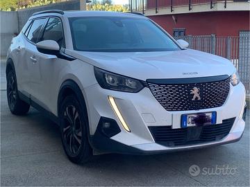 Peugeot 2008 Blue HDI 1.5 Diesel Allure Pak