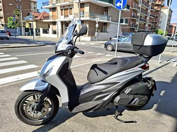 PIAGGIO Beverly 400 S E. E S