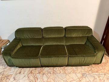 Divani (un set da 3)