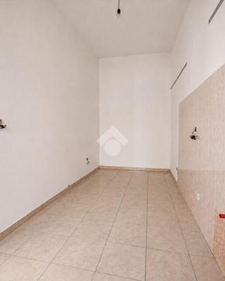 2 LOCALI A MANFREDONIA