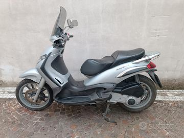 PIAGGIO BEVERLY 250