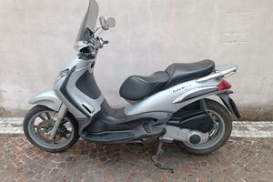 PIAGGIO BEVERLY 250